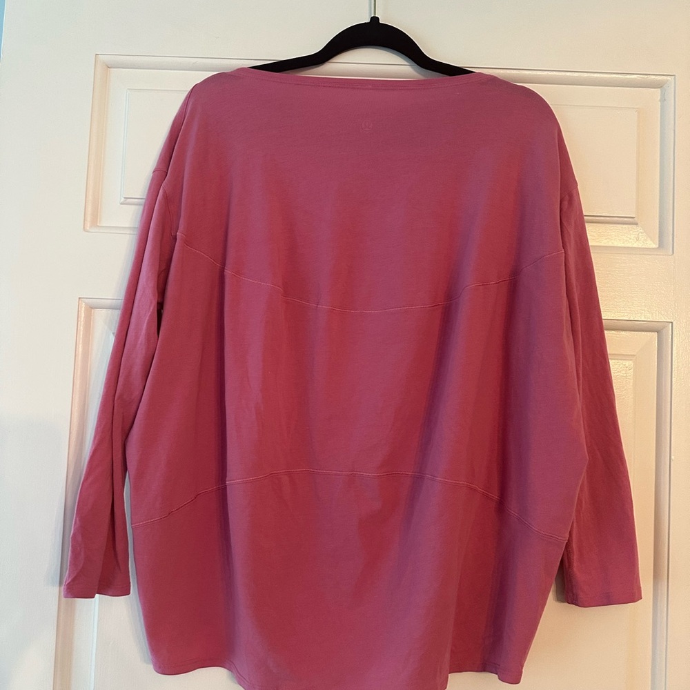 lululemon athletica  Long Sleeve Top - Picture 2 of 3
